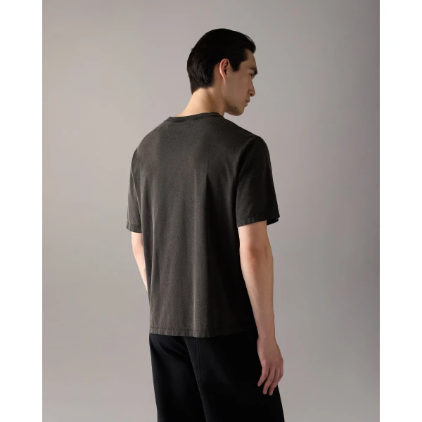 Moose Knuckles Claw Logo T-Shirt in Black | T-shirts & vests | Coveti