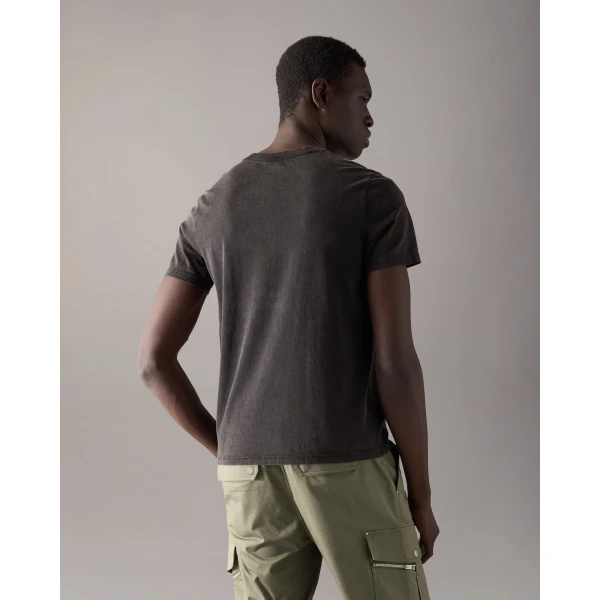 Moose Knuckles Connor Logo T-Shirt in Black | T-shirts & vests | Coveti