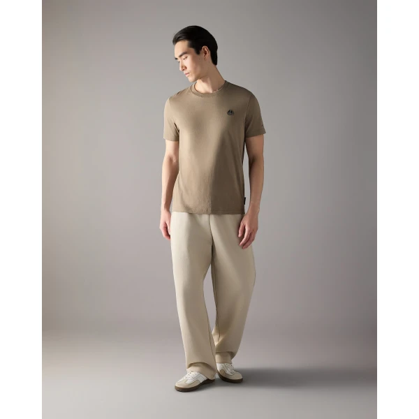 Moose Knuckles Crescent T-Shirt in Ashen | T-shirts & vests | Coveti
