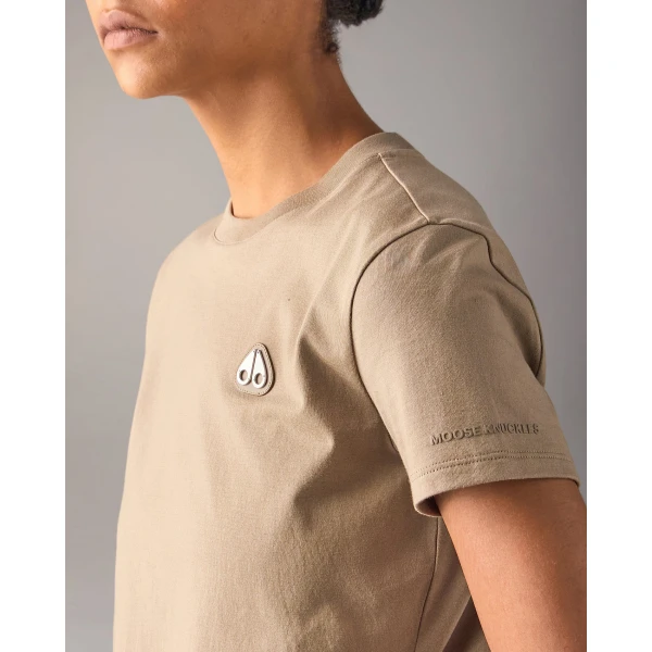 Moose Knuckles Crescent T-Shirt in Ashen | T-shirts | Coveti