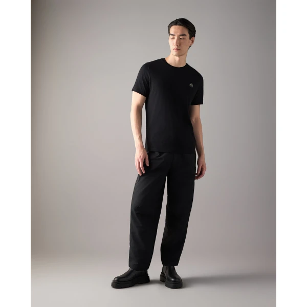 Moose Knuckles Crescent T-Shirt in Black | T-shirts & vests | Coveti