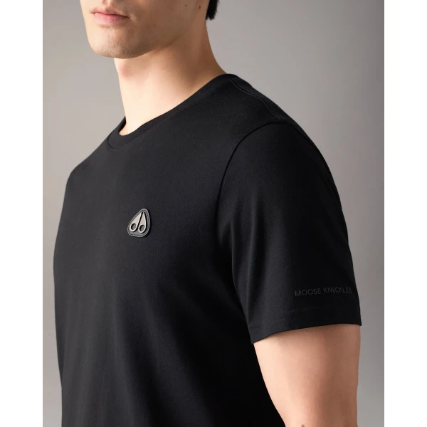 Moose Knuckles Crescent T-Shirt in Black | T-shirts & vests | Coveti