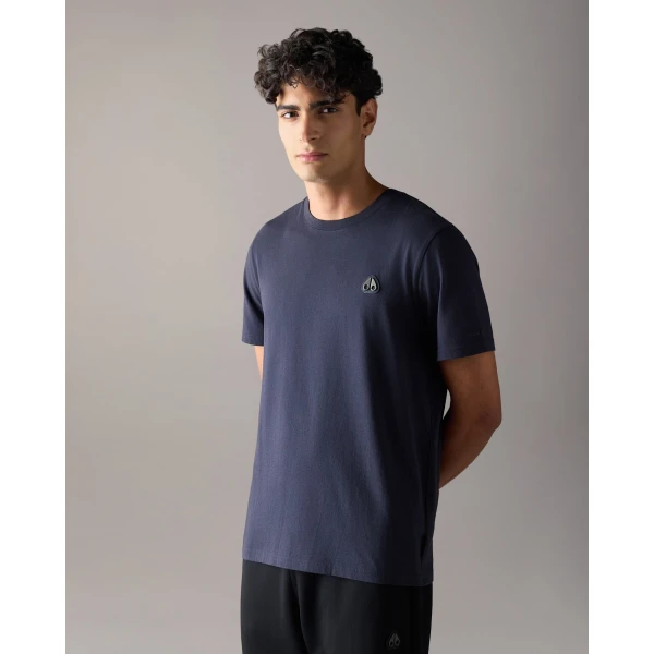 Moose Knuckles Crescent T-Shirt in Navy | T-shirts & vests | Coveti