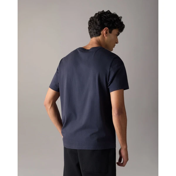 Moose Knuckles Crescent T-Shirt in Navy | T-shirts & vests | Coveti