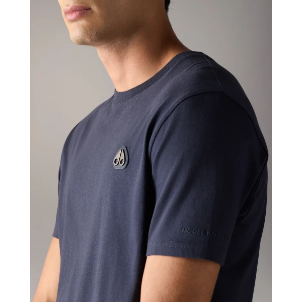 Moose Knuckles Crescent T-Shirt in Navy | T-shirts & vests | Coveti