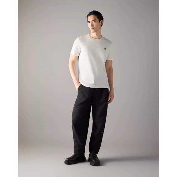 Moose Knuckles Crescent T-Shirt in White | T-shirts & vests | Coveti