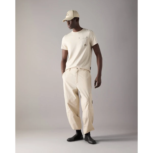 Moose Knuckles Dalon T-Shirt in Alabaster | T-shirts & vests | Coveti