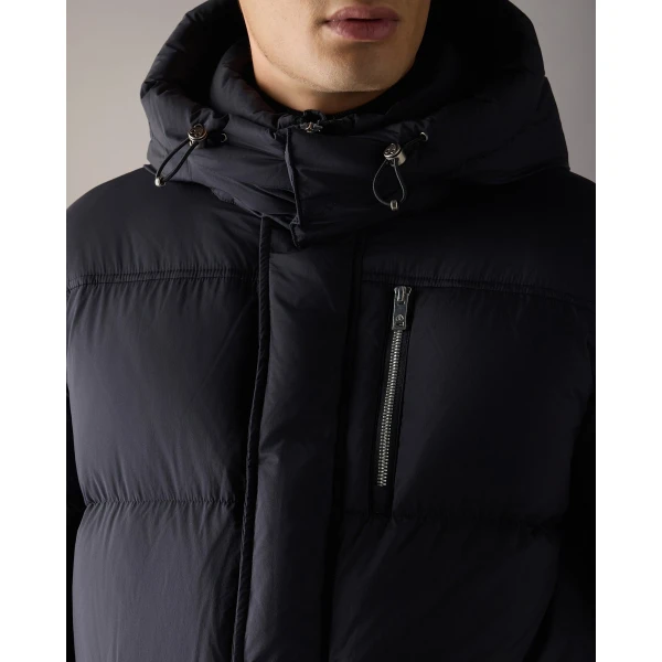 Moose Knuckles Everest 3Q Down Puffer in Black | Men Jackets | Coveti