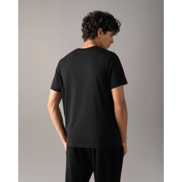 Moose Knuckles Gold Series Crescent T-Shirt in Navy | T-shirts & vests | Coveti