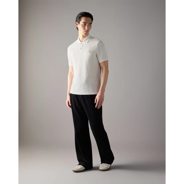 Moose Knuckles Gold Series Everett Polo in White | T-shirts & vests | Coveti