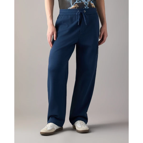 Moose Knuckles Hartsfield Straight-Leg Pants in Nightfall | Pants | Coveti