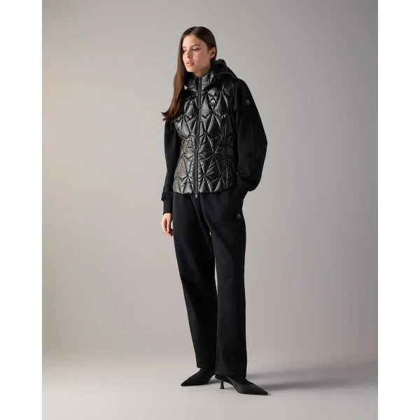 Moose Knuckles Iceberg Quilt Down Vest in Black | Vests | Coveti