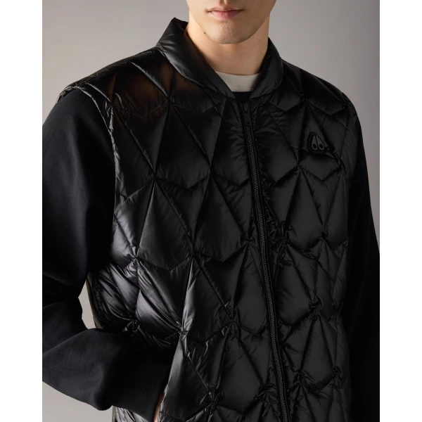 Moose Knuckles Iceberg Quilt Down Vest in Black | Men Jackets | Coveti