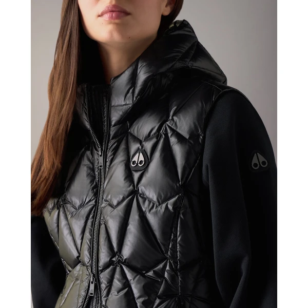 Moose Knuckles Iceberg Quilt Down Vest in Black | Vests | Coveti