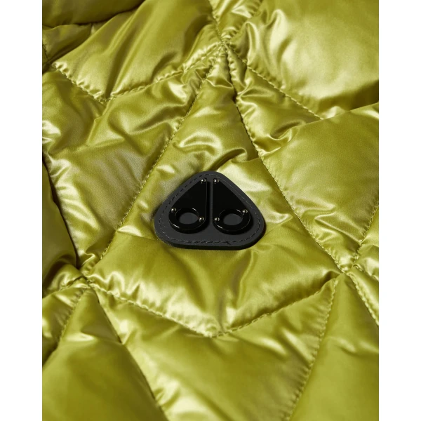 Moose Knuckles Iceberg Quilt Down Vest in Clover | Men Jackets | Coveti