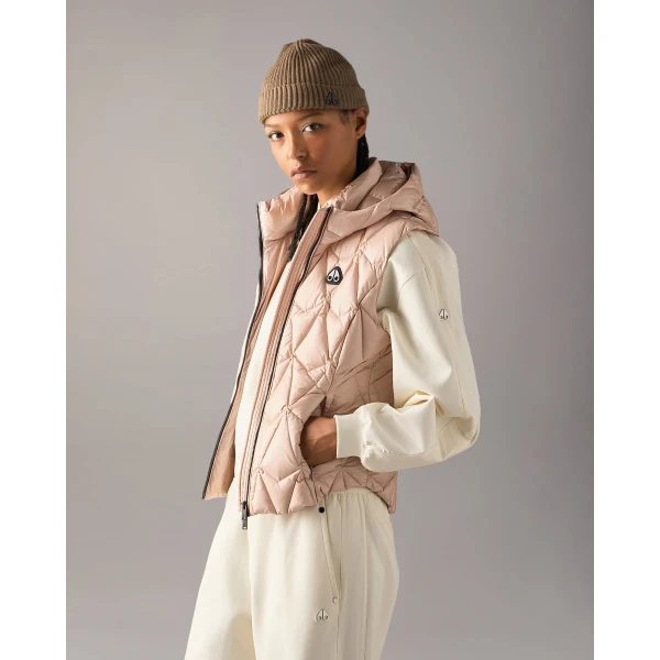 Moose Knuckles Iceberg Quilt Down Vest in Rosewood | Vests | Coveti