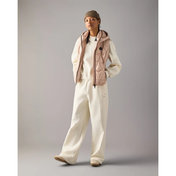 Moose Knuckles Iceberg Quilt Down Vest in Rosewood | Vests | Coveti