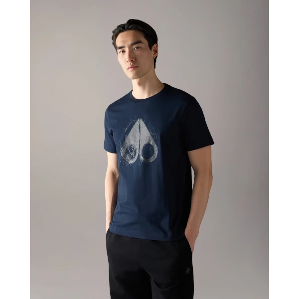 Moose Knuckles Icebreak Logo T-Shirt in Navy | T-shirts & vests | Coveti