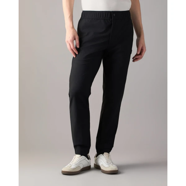 Moose Knuckles Nomad Pants in Black | Pants | Coveti