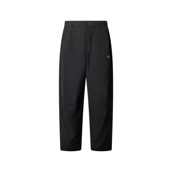 Moose Knuckles Speedy Pants in Black | Coveti