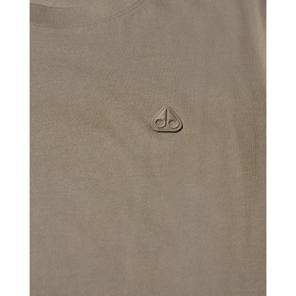 Moose Knuckles YUL Classic T-Shirt in Ashen | T-shirts & vests | Coveti