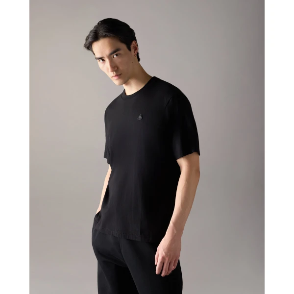 Moose Knuckles YUL Classic T-Shirt in Black | T-shirts & vests | Coveti