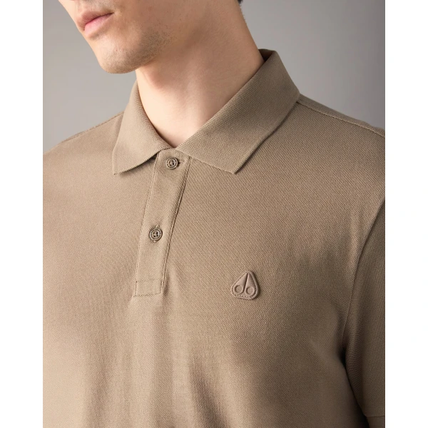 Moose Knuckles YUL Polo in Ashen | T-shirts & vests | Coveti