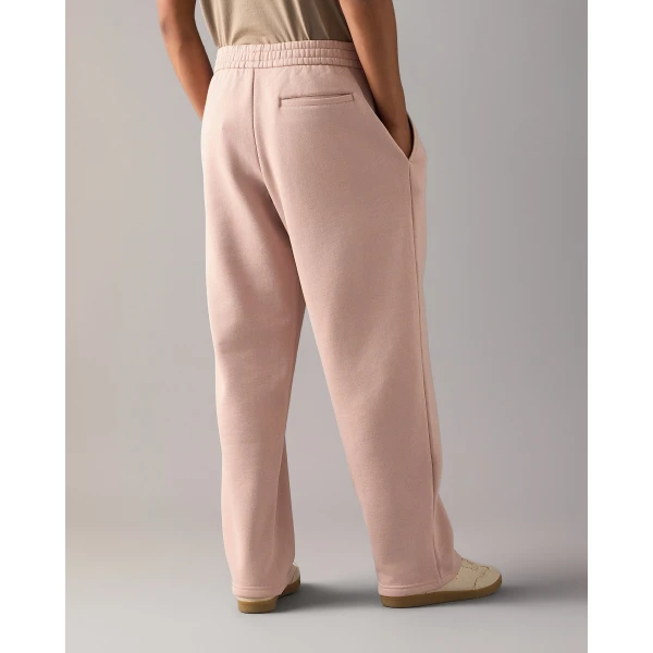 Moose Knuckles YYZ Joggers in Rosewood | Sweatpants | Coveti