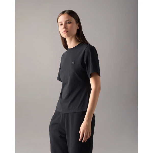 Moose Knuckles YYZ T-Shirt in Black | T-shirts | Coveti