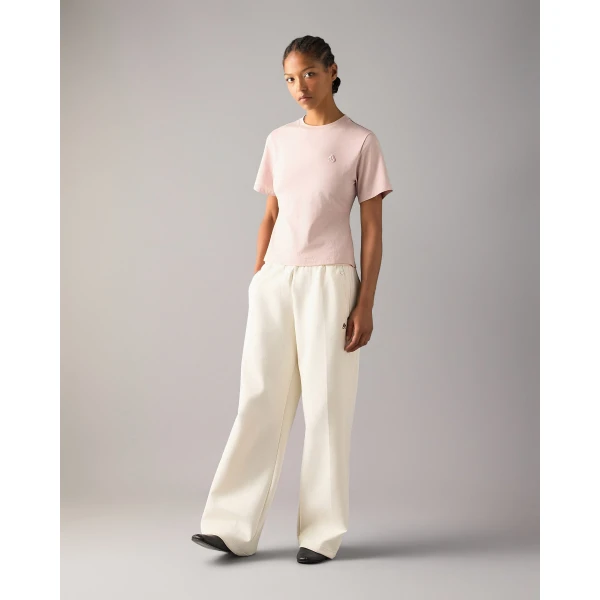 Moose Knuckles YYZ T-Shirt in Rosewood | T-shirts | Coveti