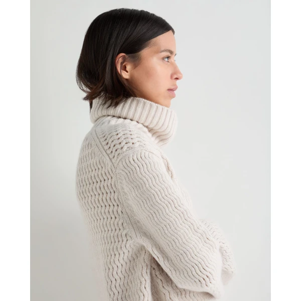 N.Peal Cashmere Chevron Roll Neck Cashmere Jumper With Lurex in Frost White Sparkle