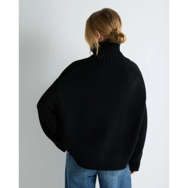 N.Peal Chunky Funnel Neck Cashmere Jumper in Black