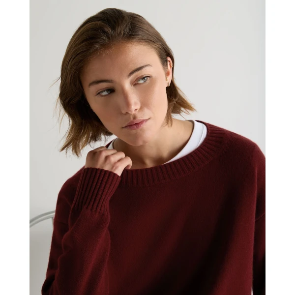 N.Peal Crop Boat Neck Cashmere Jumper in Rustic Red