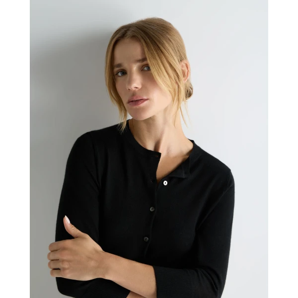 N.Peal Darcie Superfine Cashmere Cropped Cardigan in Black