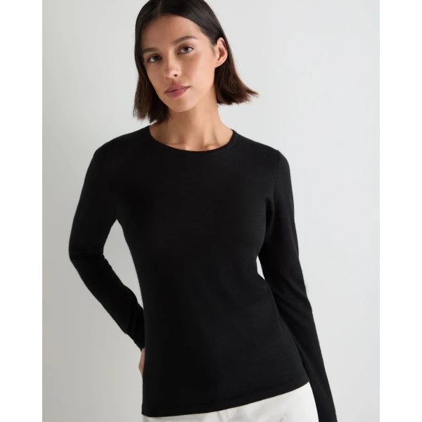 N.Peal Eden Superfine Cashmere Round Neck Top in Black