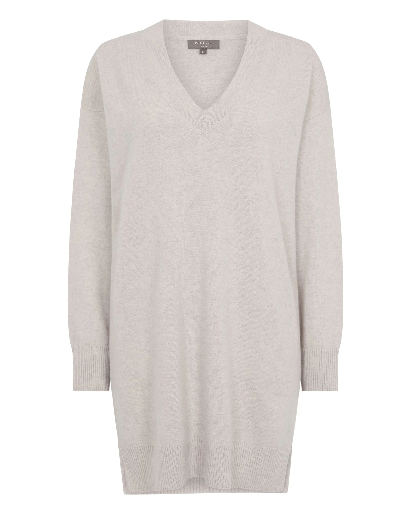 N.Peal Elise Long V Neck Cashmere Tunic in Pebble Grey N.Peal Elise Long V Neck Cashmere Tunic in Pebble Grey | Sweaters | Coveti