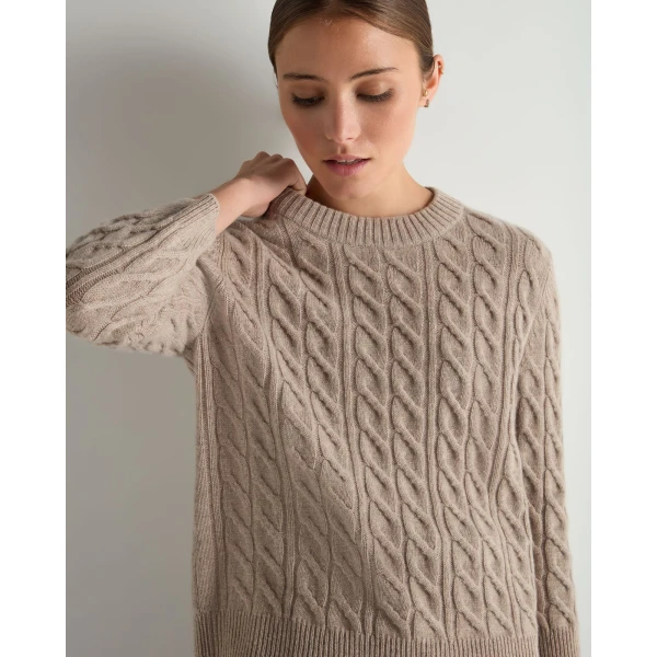 N.Peal Emilia Cable Round Neck Cashmere Jumper in Oatmeal Brown