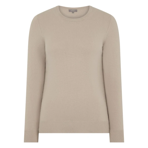 Evie Classic Round Neck Cashmere Jumper in Cashew Brown