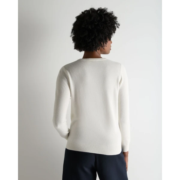 N.Peal Evie Classic Round Neck Cashmere Jumper in New Ivory White