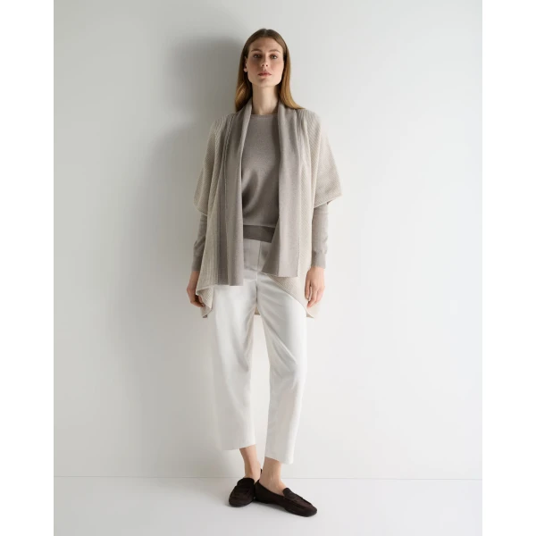 N.Peal Evie Classic Round Neck Cashmere Jumper in Oat Grey