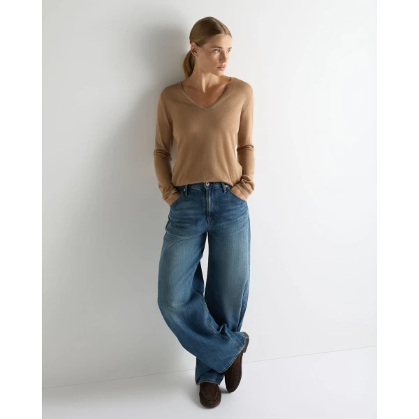 N.Peal Imogen Superfine Cashmere V Neck Jumper in Caramel Brown