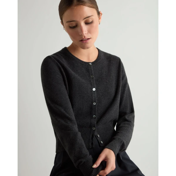 N.Peal Ivy Cropped Cashmere Cardigan in Deep Charcoal Grey