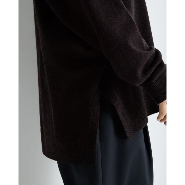 N.Peal Longline V Neck Cashmere Jumper in Cocoa Brown