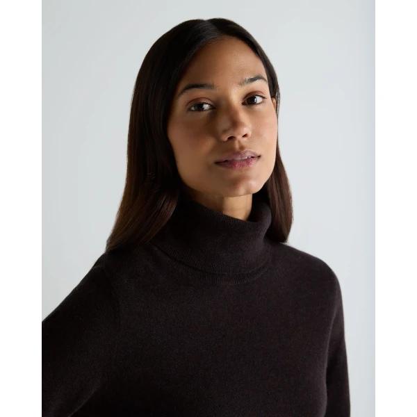 N.Peal Luna Roll Neck Cashmere Jumper in Cocoa Brown