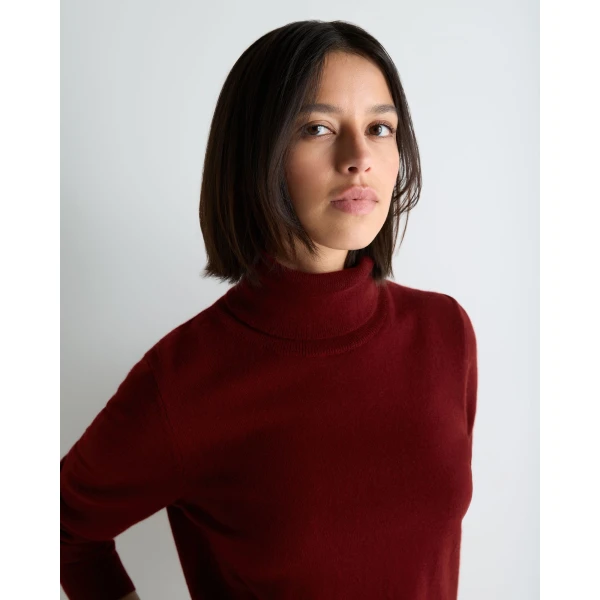 N.Peal Luna Roll Neck Cashmere Jumper in Rustic Red