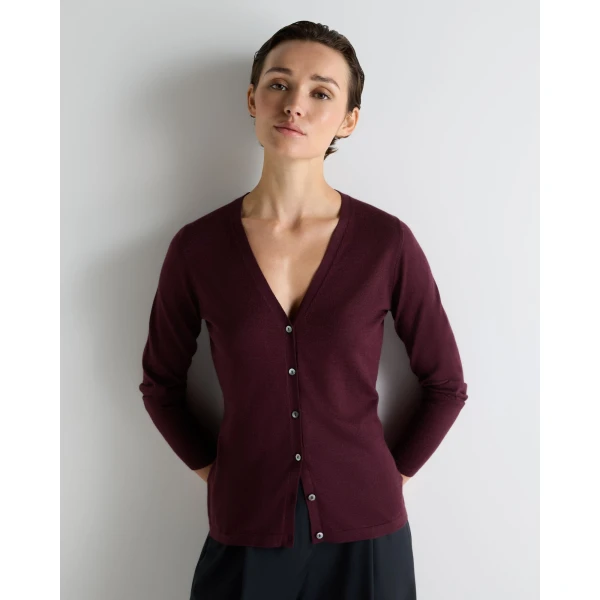 N.Peal Mia Superfine Cashmere V Neck Cardigan in Damson Red