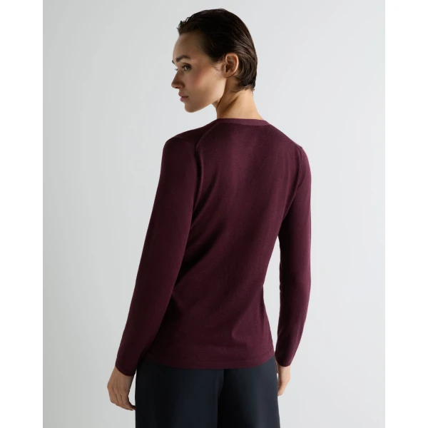 N.Peal Mia Superfine Cashmere V Neck Cardigan in Damson Red