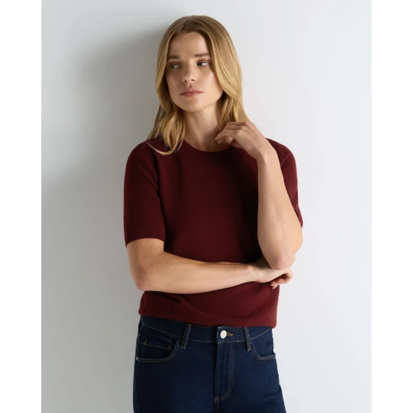 N.Peal Milly Classic Cashmere T-Shirt in Rustic Red