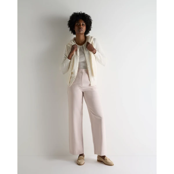 N.Peal Olivia Round Neck Cashmere Cardigan in New Ivory White