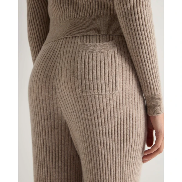 N.Peal Ribbed Wide Leg Cashmere Trousers in Oatmeal Brown